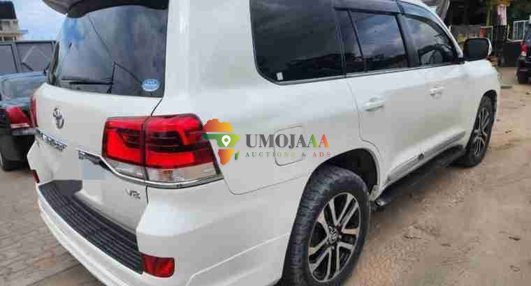 2018 Toyota Land Cruiser [DN..] for sale in Dar Es Salaam
