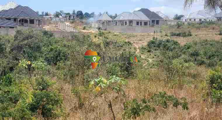 Plot for sale in Madale kwa Mzungu