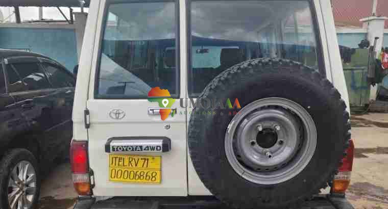TOYOTA LAND CRUISER HARD TOP FOR SALE DAR ES SALAAM