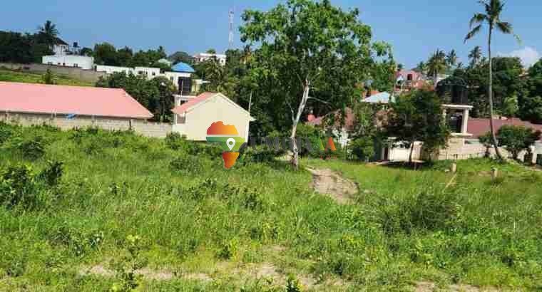 LARGE PLOT IN GOBA CENTRE IS ON MARKET