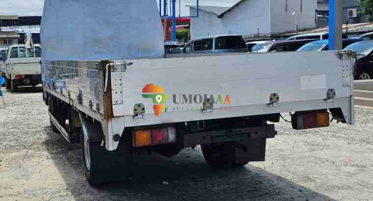 2000 MITSUBISHI CANTER FOR SALE IN DAR ES SALAAM