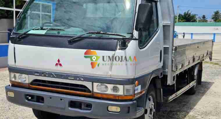 2000 MITSUBISHI CANTER FOR SALE IN DAR ES SALAAM