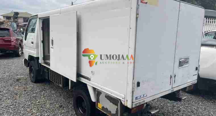 DYNA TRUCK [with a refrigerator] for sale Dar es salaam
