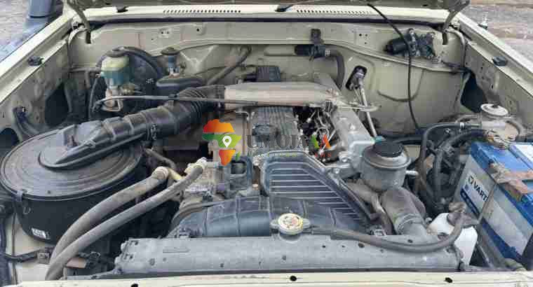 2015 LANDCRUISER PICKUP SINGLE CAB FOR SALE IN DAR ES SALAAM