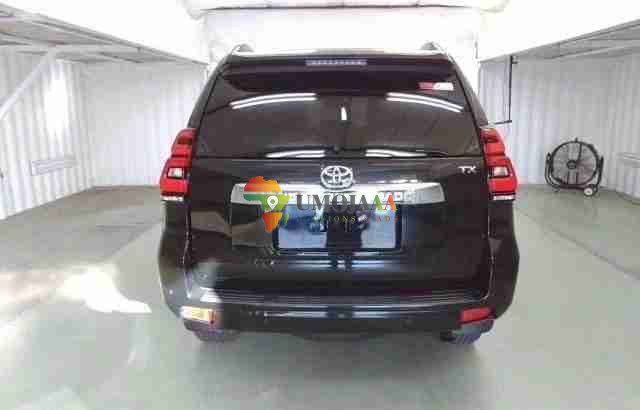 Toyota landcruiser prado 150 for sale in Dar es salaam