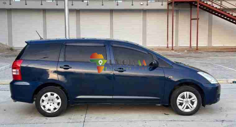 Toyota wish 2004 for sale in Dar es Salaam