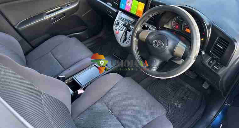 Toyota wish 2004 for sale in Dar es Salaam