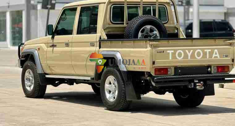 2022 LANDCRUISER PICKUP DOUBLE CAB HZJ79 sale Dar es salaam
