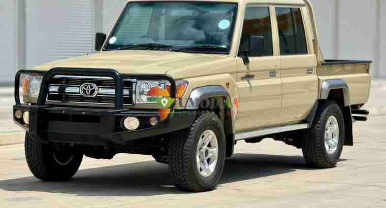 2022 LANDCRUISER PICKUP DOUBLE CAB HZJ79 sale Dar es salaam