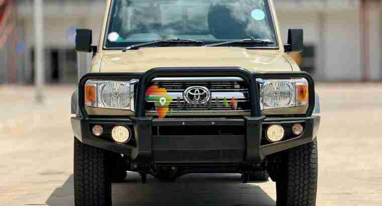 2022 LANDCRUISER PICKUP DOUBLE CAB HZJ79 sale Dar es salaam