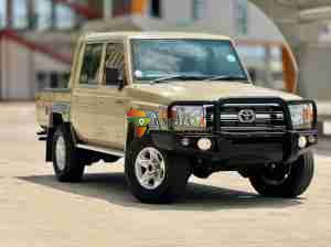 2022 LANDCRUISER PICKUP DOUBLE CAB HZJ79 sale Dar es salaam