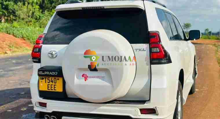 2015 Toyota Landcruiser Prado TXL for sale in Dar es salaam