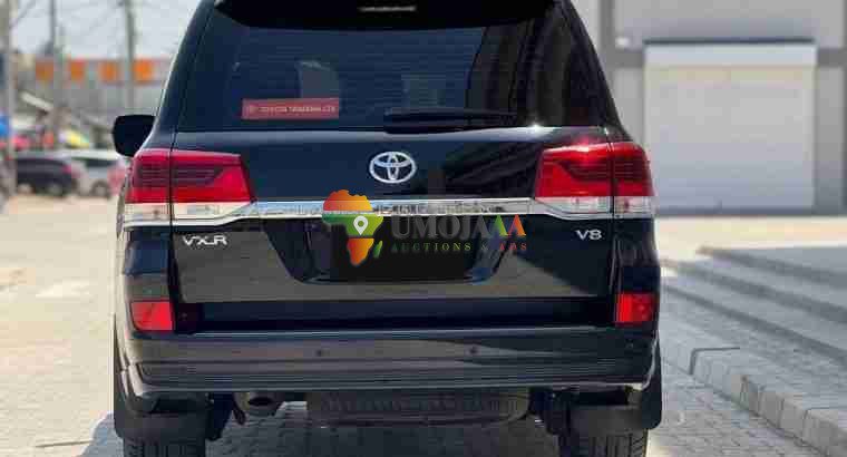 TOYOTA LANDCRUISER VX.R LC200 ya 2019 inauzwa Dar es salaam