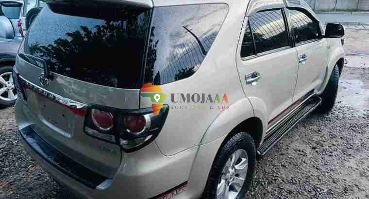 2015 Toyota Fortuner For sale in Dar es salaam
