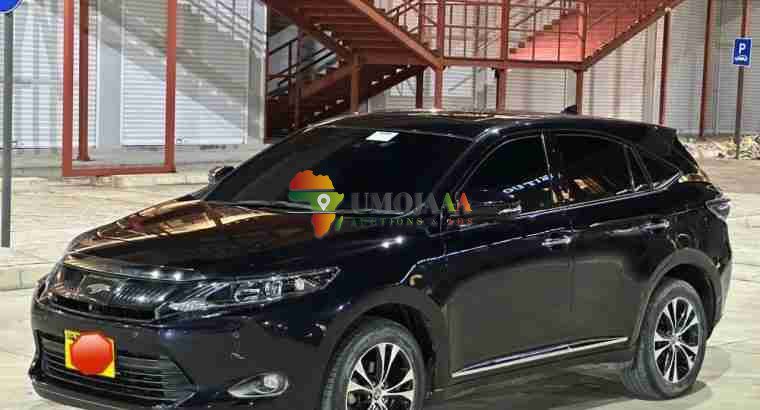 2015 TOYOTA HARRIER À VENDRE À DAR ES SALAAM