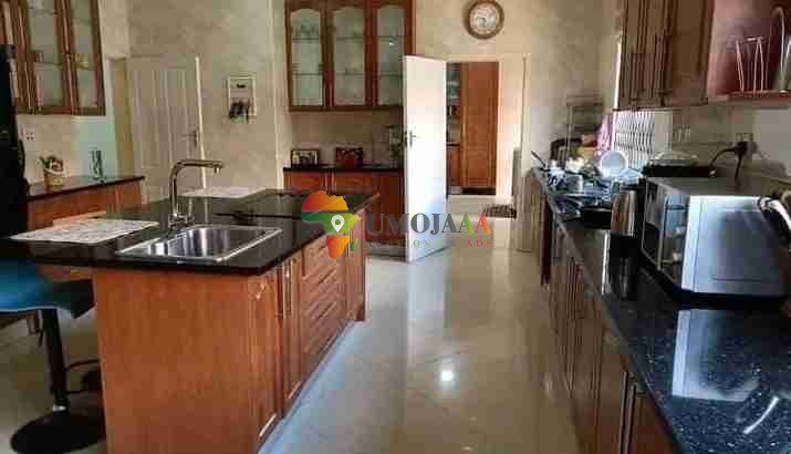 Executive 4 Bedroomed house for sale in woodlands chalala
