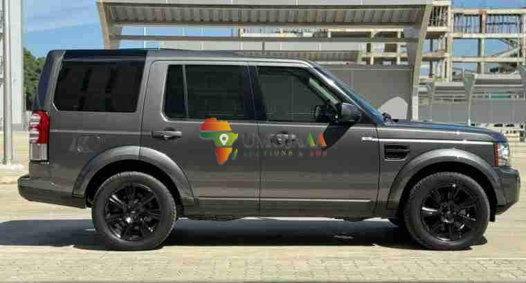2013 LANDROVER DISCOVERY 4 HSE FOR SALE IN DAR ES SALAAM