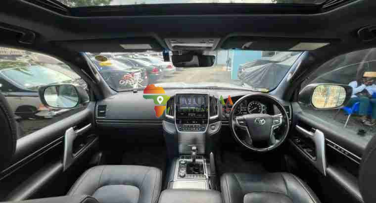 2018 Landcruiser zx for sale in Dar es salaam
