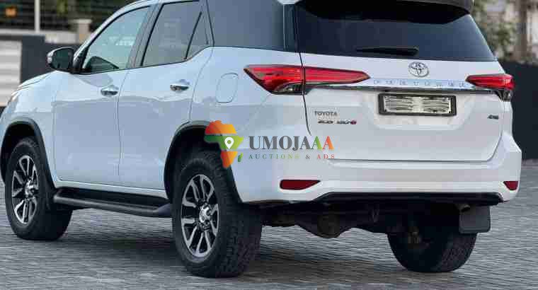 2017 TOYOTA FORTER 2.8L – 4WD DIESEL FOR SALE DAR ES SALAAM