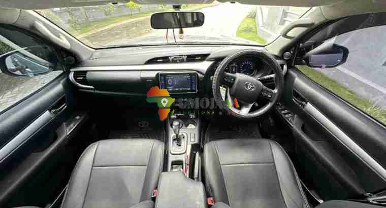 2017 TOYOTA HILUX-PICK UP FOR SALE IN DAR ES SALAAM