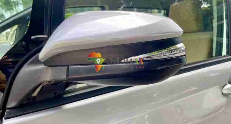 TOYOTA NOAH Si Grade ( New Shape) for sale in Dar es Salaam