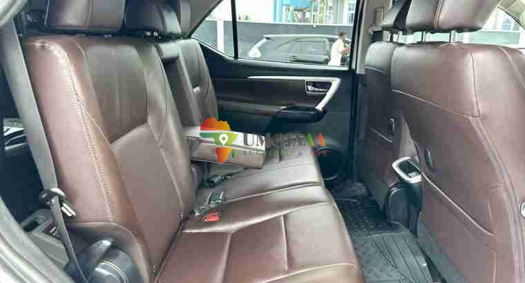 2017 TOYOTA Fortuner for sale in Mbezi Beach, Dar es salaam