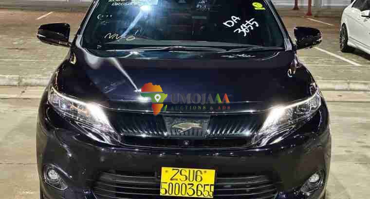 2014/15 TOYOTA HARRIER À VENDRE À DAR ES SALAAM