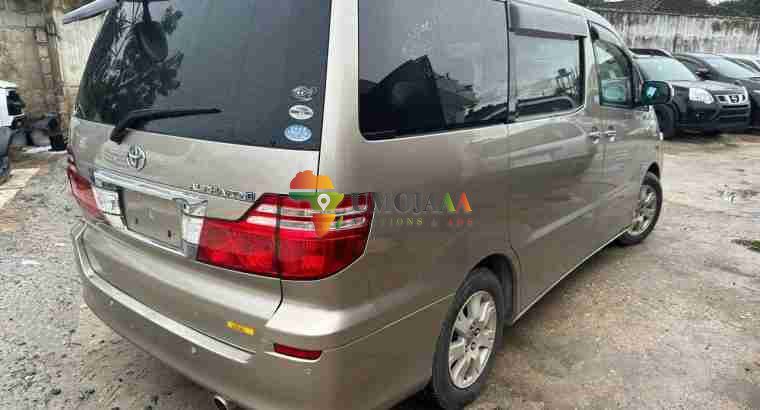 2006/7 TOYOTA ALPHARD INAUZWA DAR ES SALAAM