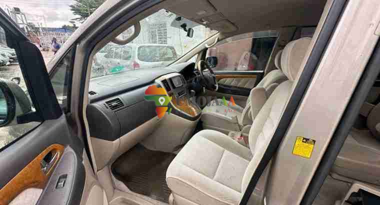 2006/7 TOYOTA ALPHARD INAUZWA DAR ES SALAAM