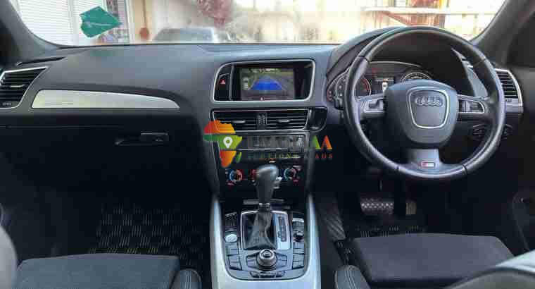 2010/11 Audi Q5 QUATRO S Line for sale in Dar es salaam