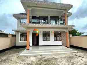 4 BEDROOMS HOUSE FOR SALE IN UNUNIO BEACH
