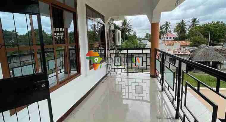 4 BEDROOMS HOUSE FOR SALE IN UNUNIO BEACH