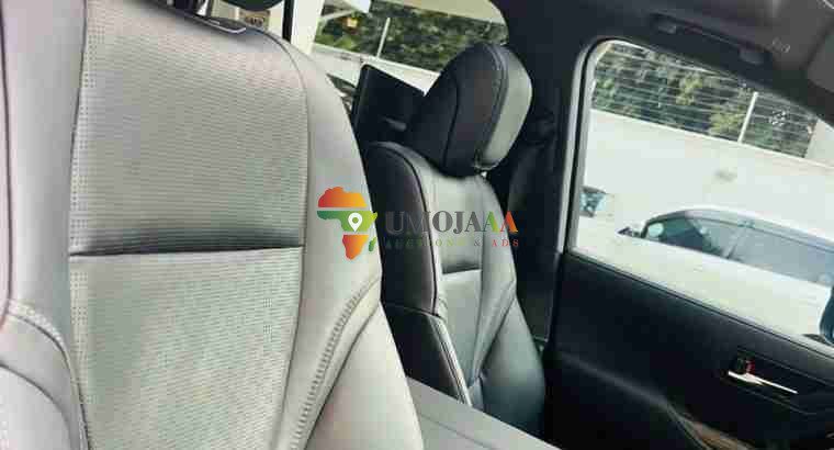 TOYOTA LANDCRUISER SÉRIE 300 À VENDRE À DAR ES SALAAM