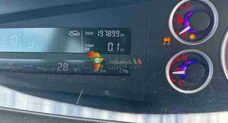 2015 Mazda Biante 7 Seater for sale in Beitbridge SA Side