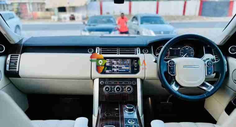 2014 RANGEROVER VOGUE SE FOR SALE IN DAR ES SALAAM