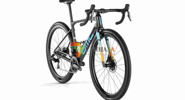 2024 BMC Kaius 01 Two Road Bike (PIENARBIKESHOP)