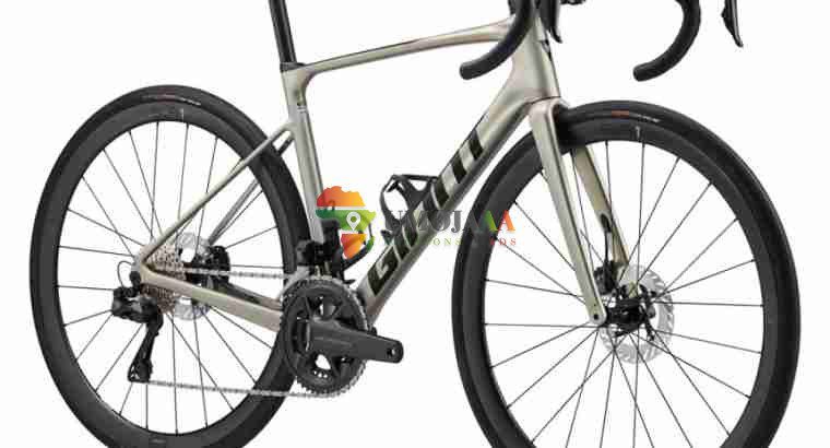 2024 Giant Defy Advanced SL 1 Baiskeli ya Barabarani (PIENARBIKESHOP)