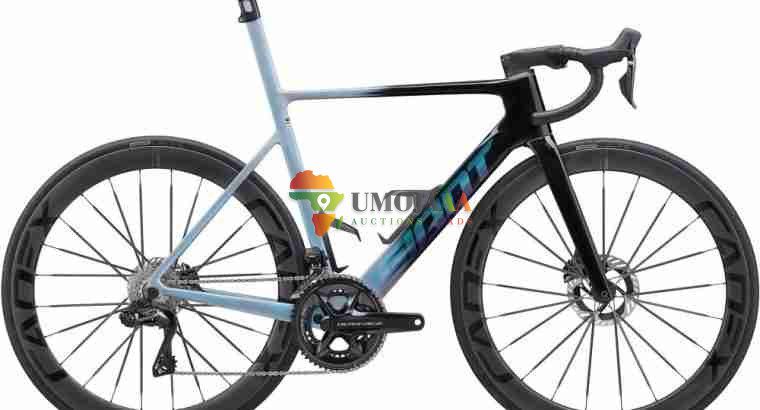 2024 Giant Propel Advanced SL 0 Road Bike (PIENARBIKESHOP)