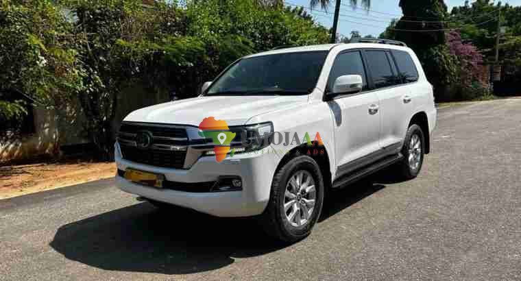 2019 Toyota Landcruiser VXR for sale in Dar es salaam