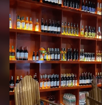 LIQUOR STORE & KITCHEN FOR SALE TEGETA WAZO CONTENA, DAR