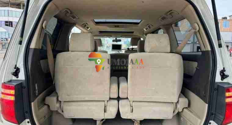 2006 TOYOTA ALPHARD FOR SALE IN DAR ES SALAAM