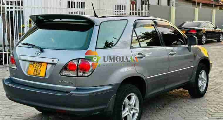 TOYOTA HARRIER(EEV) INAUZWA DAR ES SALAAM