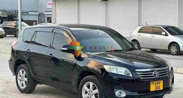 2009 Toyota Vanguard inauzwa Dar es salaam