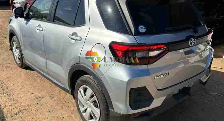 Toyota Raize for sale in Beitbridge SA Side