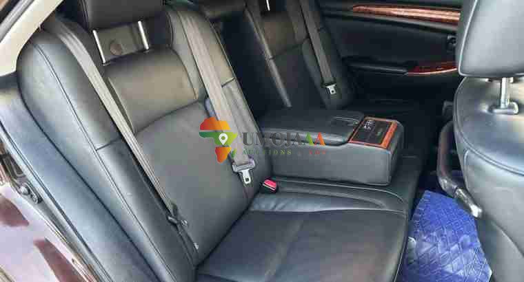 2006 TOYOTA CROWN ATHLETE FOR SALE IN DAR ES SALAAM