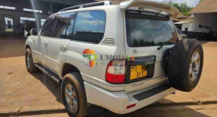 2000 LANDCRUISER VX FOR SALE IN MOROGORO