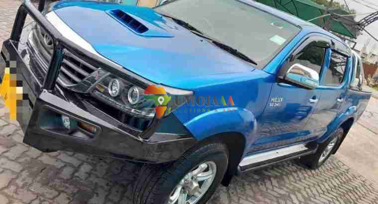 2013 TOYOTA HILUX VIGO INAUZWA DAR ES SALAAM