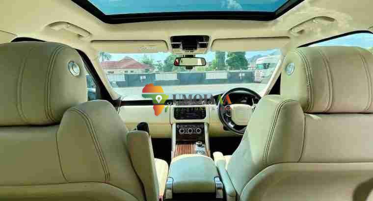 2014 RANGEROVER VOGUE SE FOR SALE IN DAR ES SALAAM