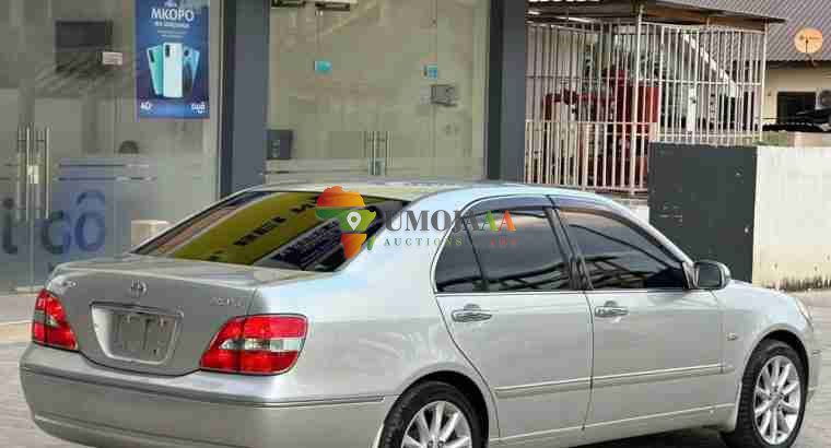 2003 TOYOTA BREVIS FOR SALE IN DAR ES SALAAM