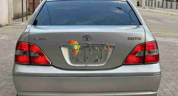 2003 TOYOTA BREVIS FOR SALE IN DAR ES SALAAM